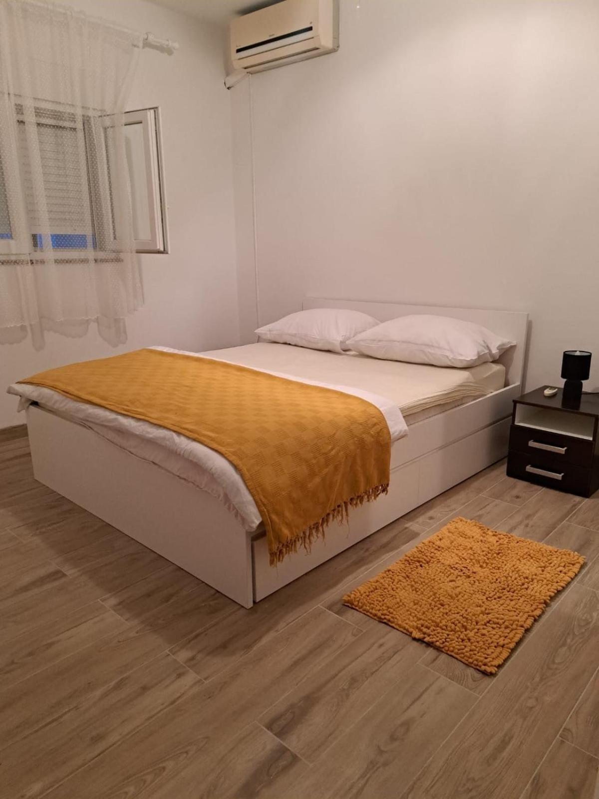Apartments By The Sea Turanj, Biograd - 364 Exterior foto